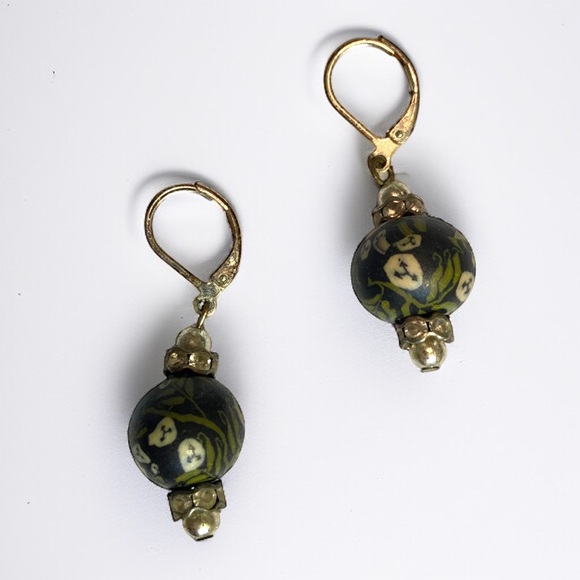 🍭5 for $20🍭 Silver tone Green Clay Crystal drop Earrings CC - Picture 1 of 6